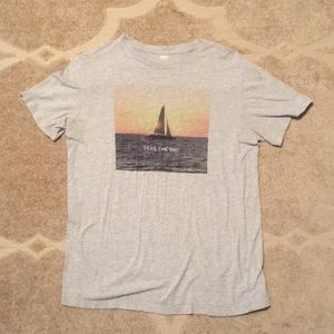 Old navy, grey seas the day short sleeve tee